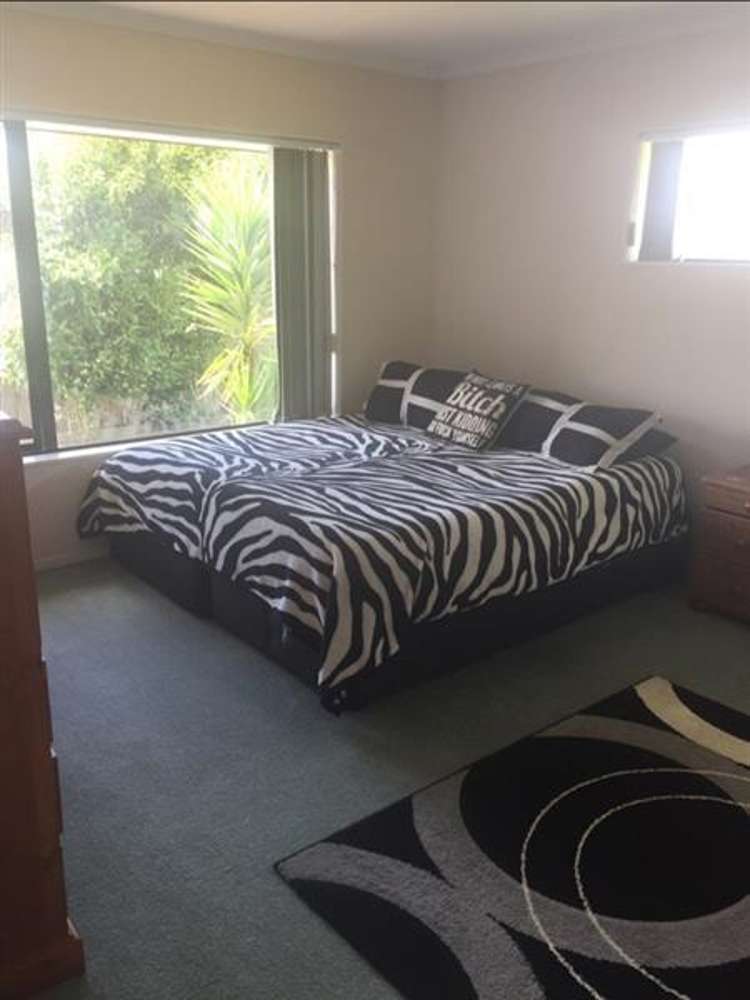 1 Kylie Court Clover Park_2