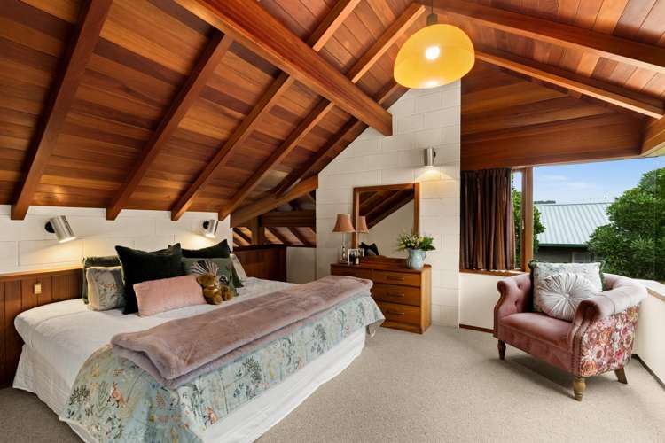 8 Donegal Crescent Tamatea_12