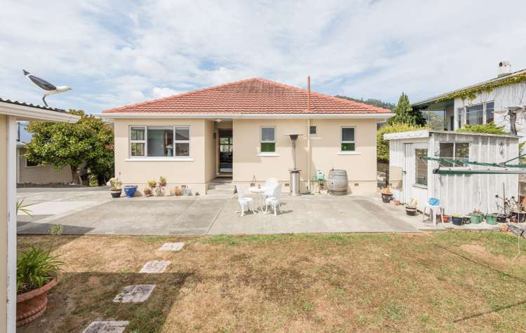 246 Saint Vincent Street Toi Toi_16