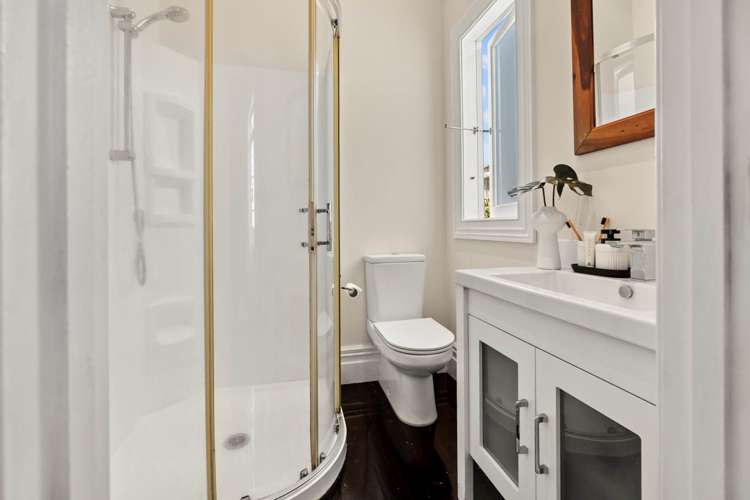 28 Patuone Avenue Devonport_10