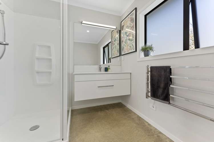 18 Grefor Lane Waitarere_18