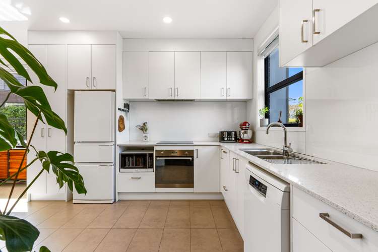 79 Apirana Avenue Glen Innes_2