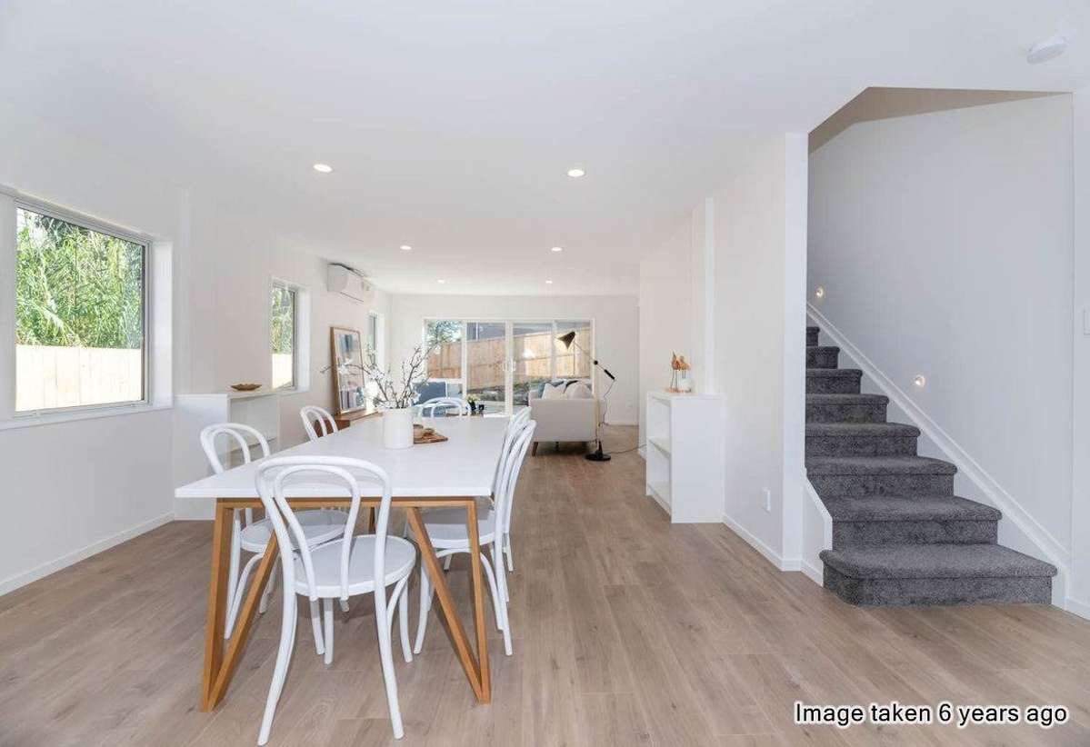 27 Sunshine Boulevard_1