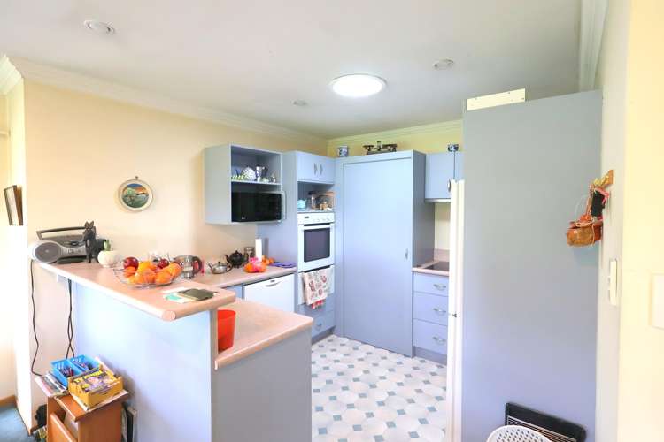 14 Danube Road Winton Surrounds_10