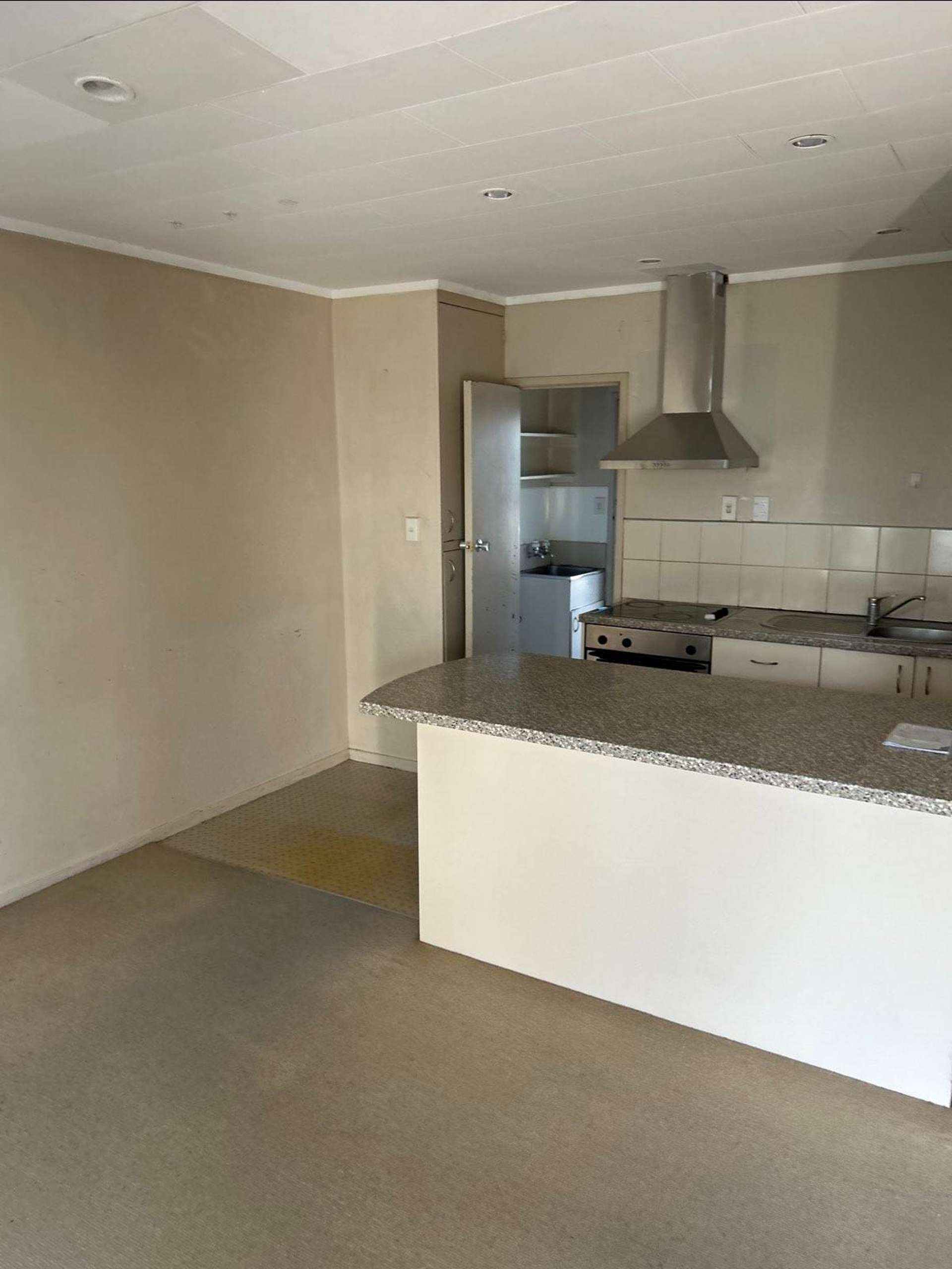 2/102 Coronation Road Papatoetoe_0