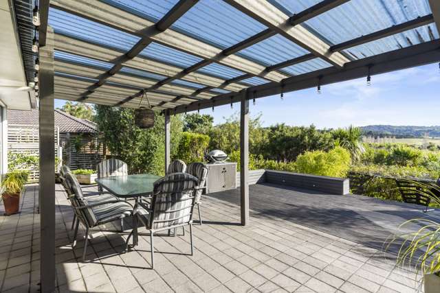 3 Fendalton Place Hatfields Beach_1