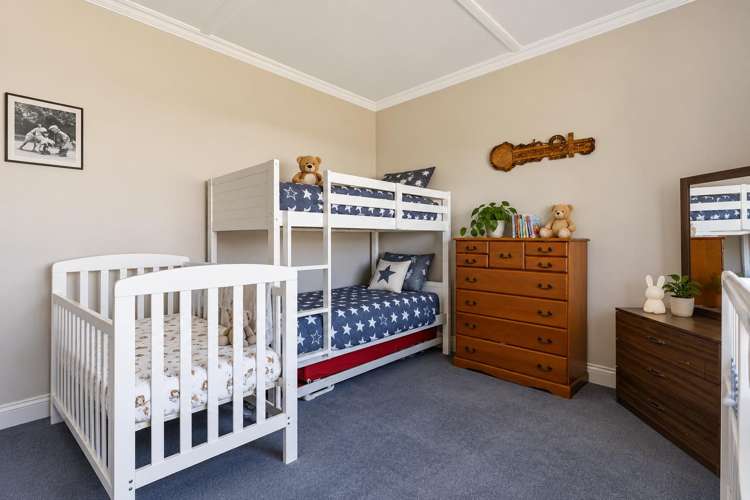82 Glover Road Hawera_10