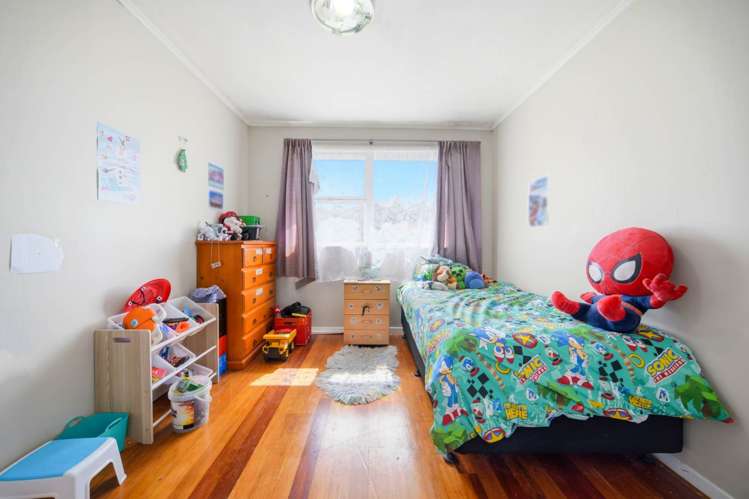 8 Sequoia Place Sunnynook_18