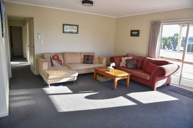 18a Delshaw Avenue Stanmore Bay_4