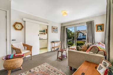 11/24a Hamilton Road_4