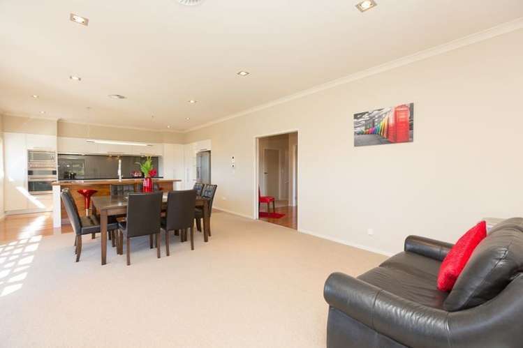 32 Links Drive Waiwhakaiho_23