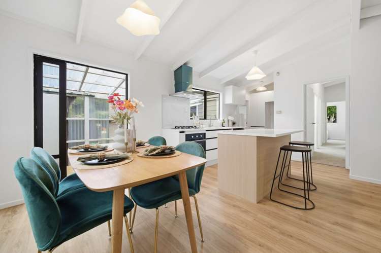 37A Range View Road Mt Albert_14