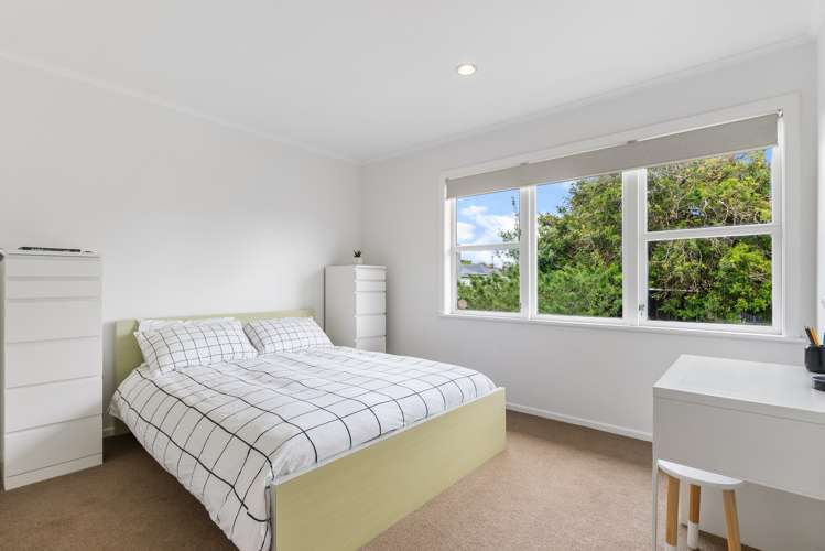 7 Edgerton Road Te Atatu Peninsula_9