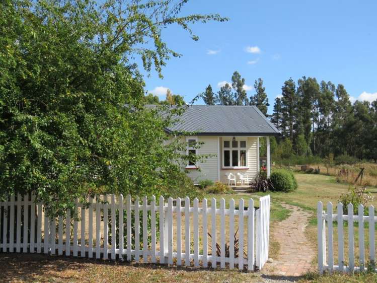 19 Station Road Loburn_17