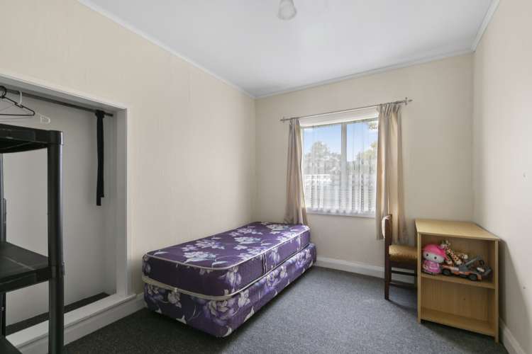 16 Merton Street Trentham_9