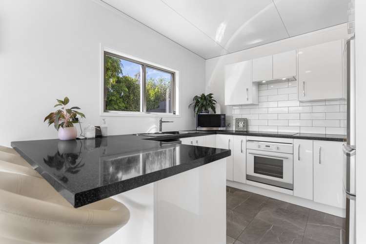 1a Gordon Street Glen Avon_5