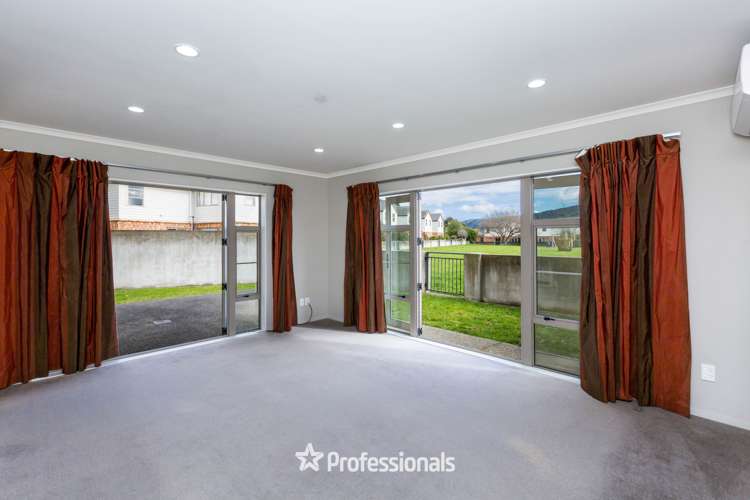 64 Evergreen Crescent Trentham_8