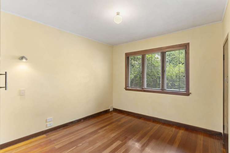 578 Beach Road Rothesay Bay_11