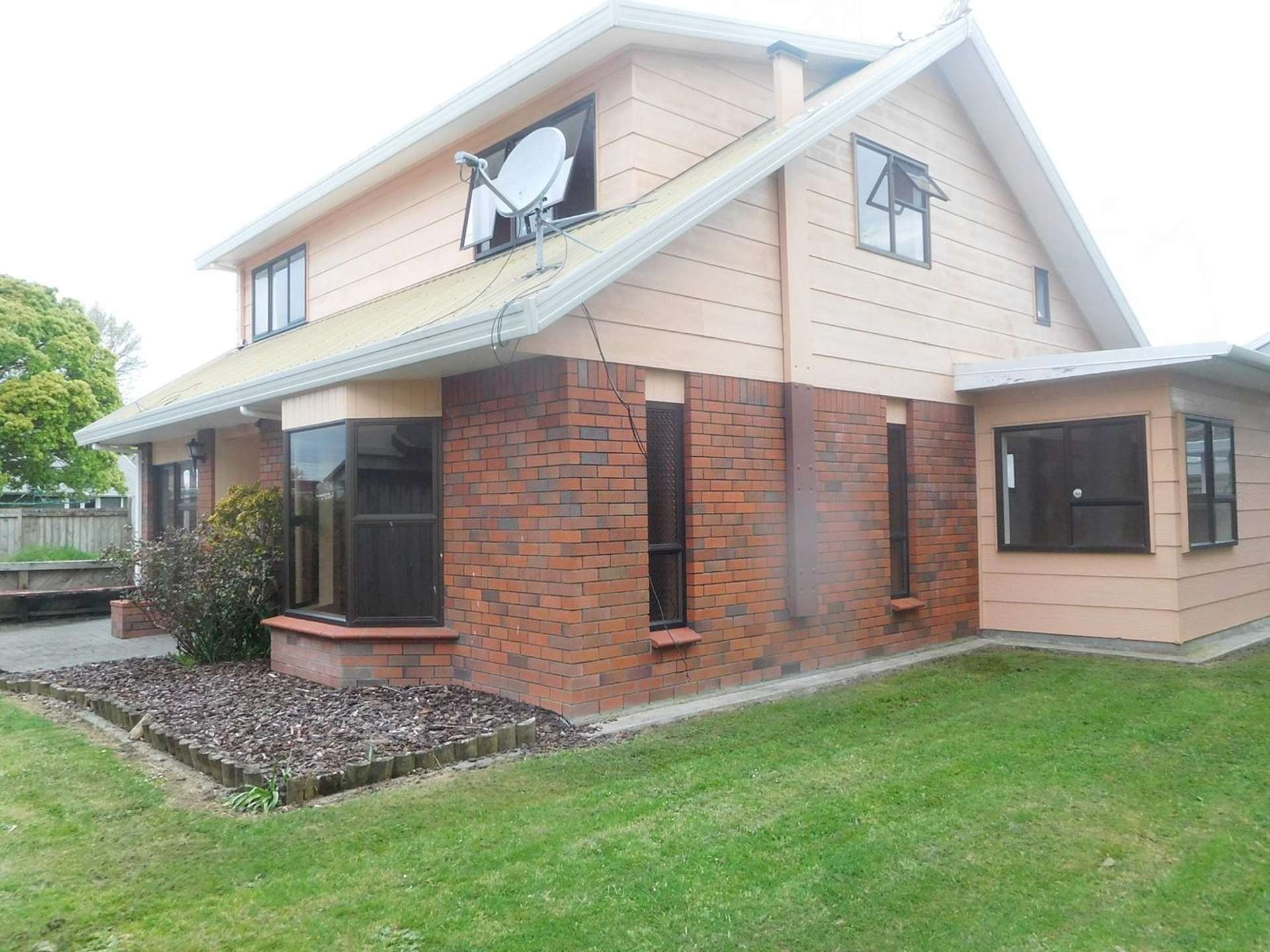 11B St Olpherts Avenue Hamilton East_0