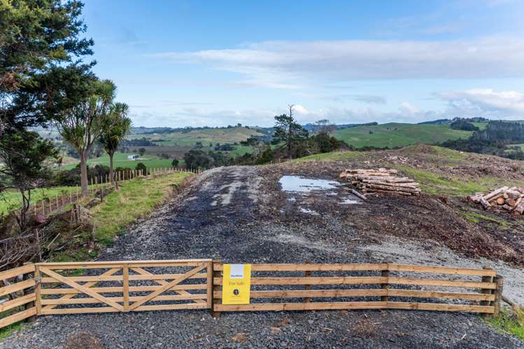 Sterling Road Paparoa_10