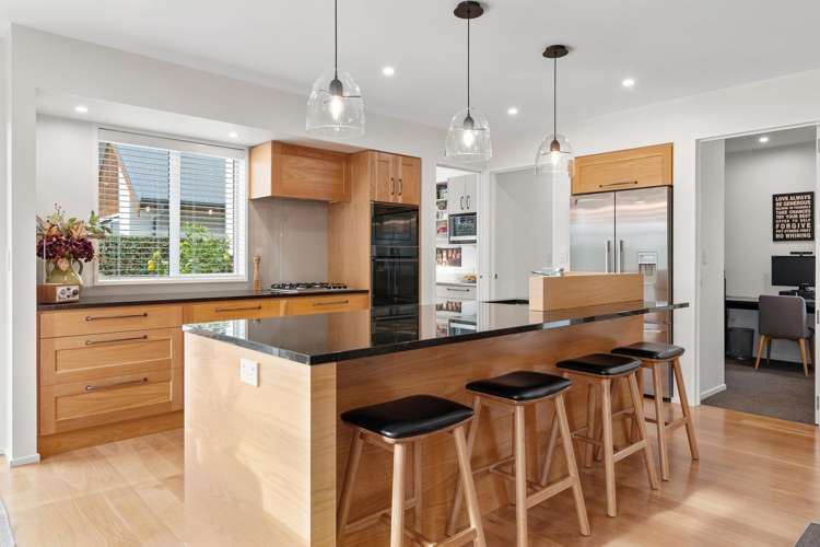 5 Lakebridge Place_1