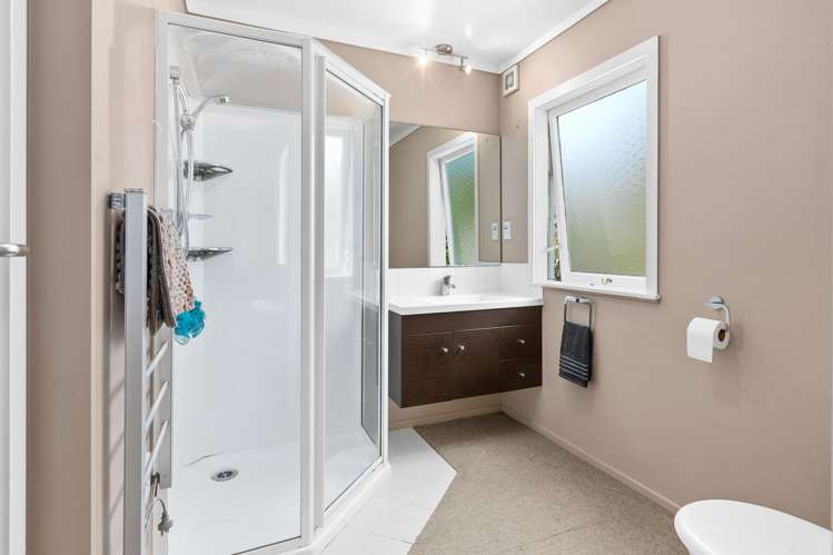 344 Lake Station Road Wanstead_12