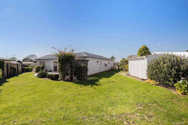 16 Landon Place Pukekohe_11