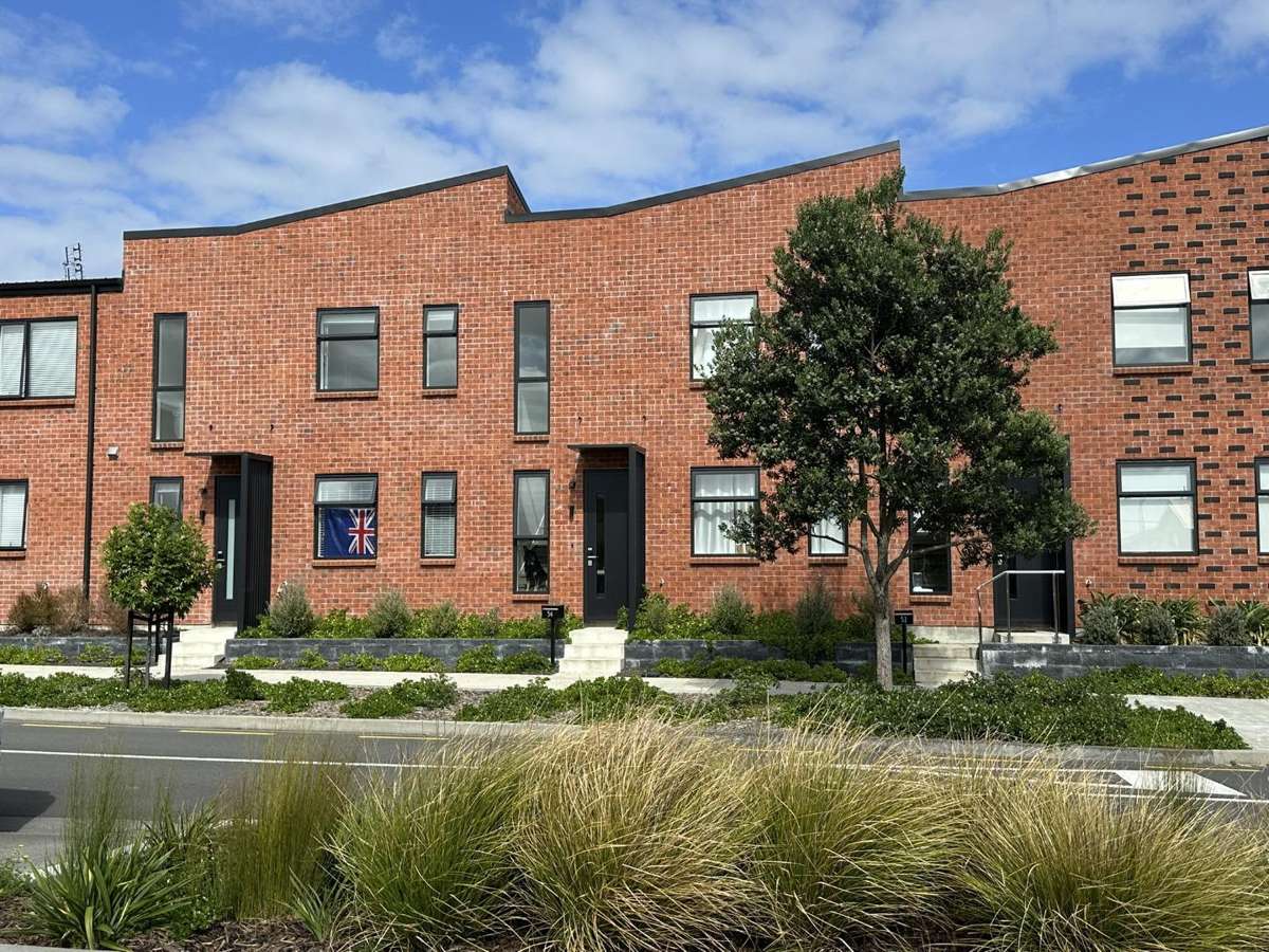 56 Tahuhu Road, Mt Wellington 1