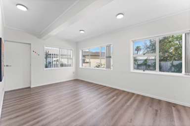 71A Russell Road_3