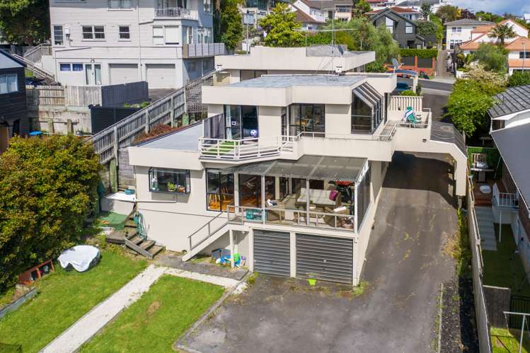 1 & 2/66 Allum Street Kohimarama_7