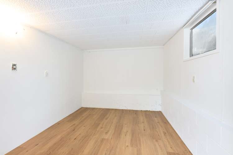 31 Universal Drive Henderson_15