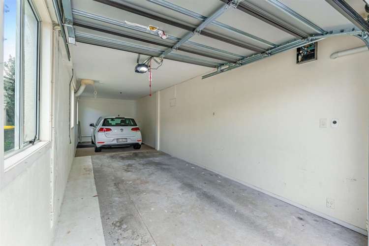 2/8a Audrey Road Takapuna_31