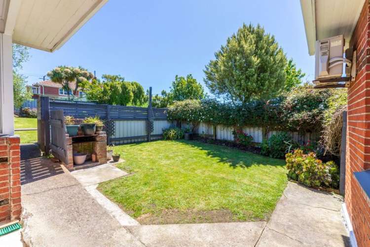 19 Cuba Street Calton Hill_24