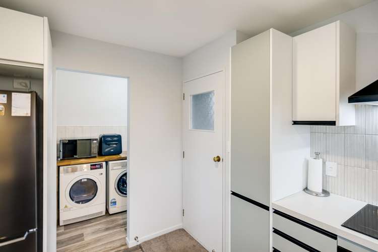 1/30 Meeanee Quay Westshore_12