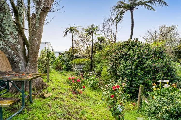 5815 South Road Rahotu_24