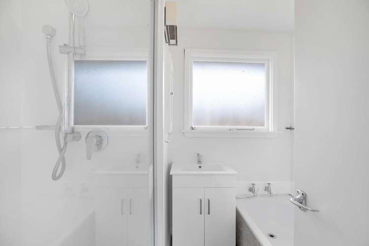 8 Kirner Street Burwood_12