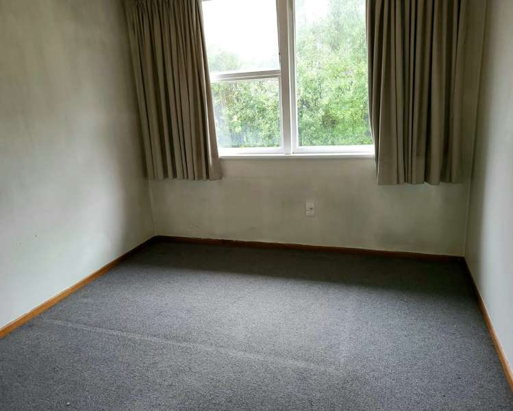 27 Lynda Avenue Paparangi_7