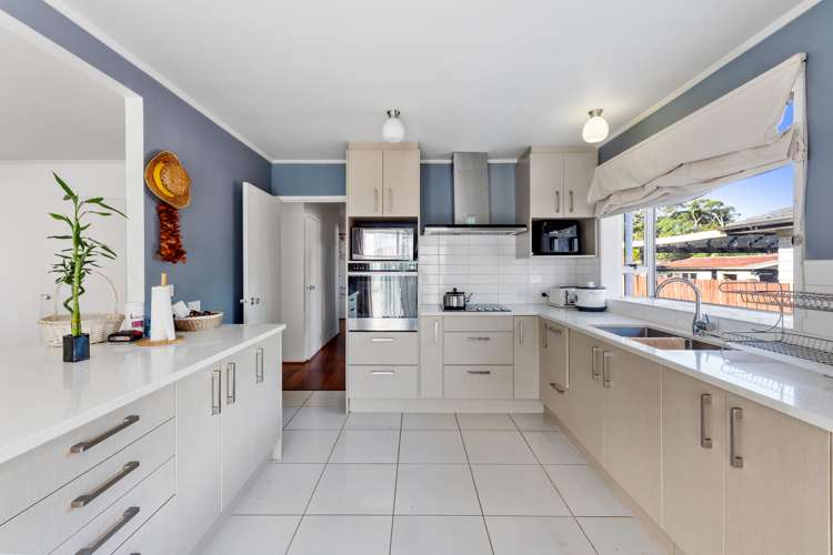 436 Roscommon Road Clendon Park_5