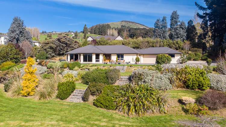 19 Fairmile Drive Mosgiel_18