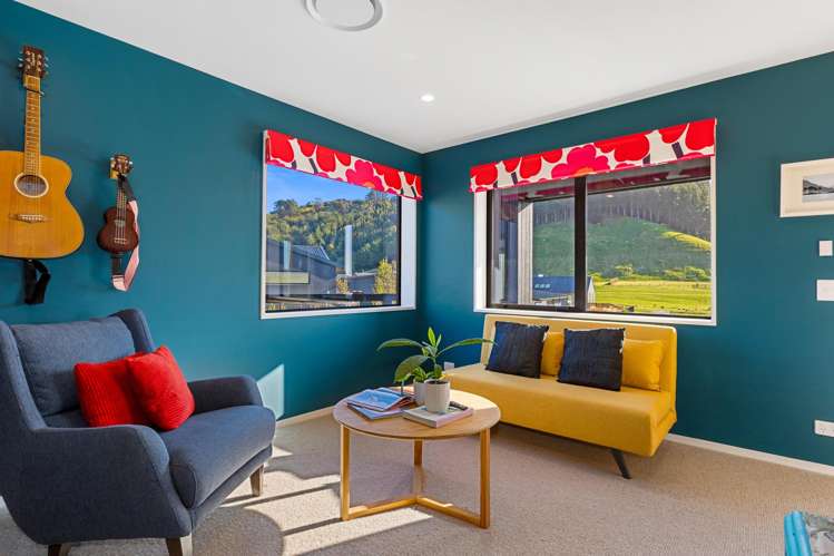 14 Carex Rise Cracroft_14