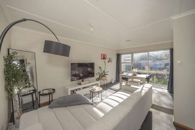 28B College Street_3