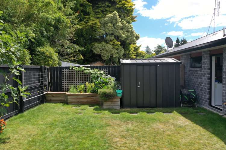 15/11 Errol Close Burbush_13