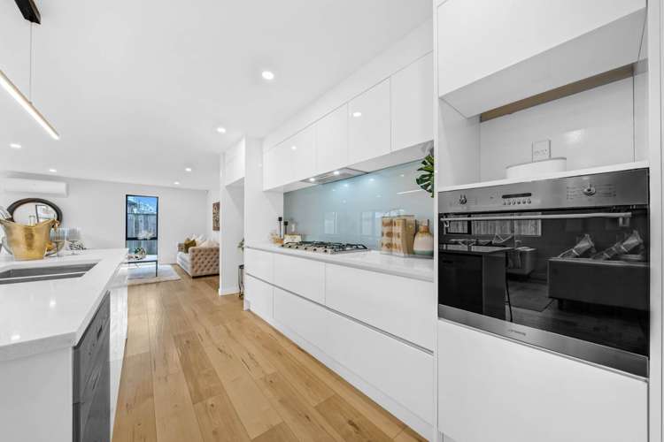 22A Buscomb Avenue Henderson_11