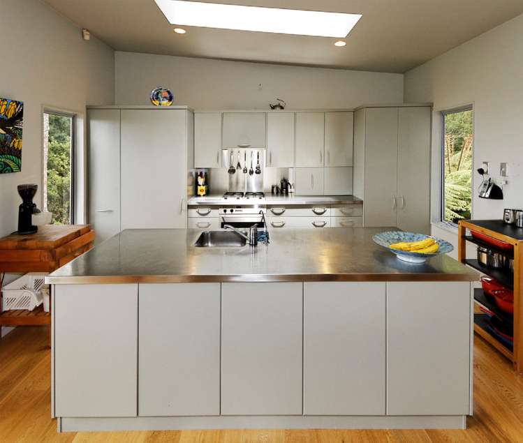 276 Shaw Road Titirangi_3