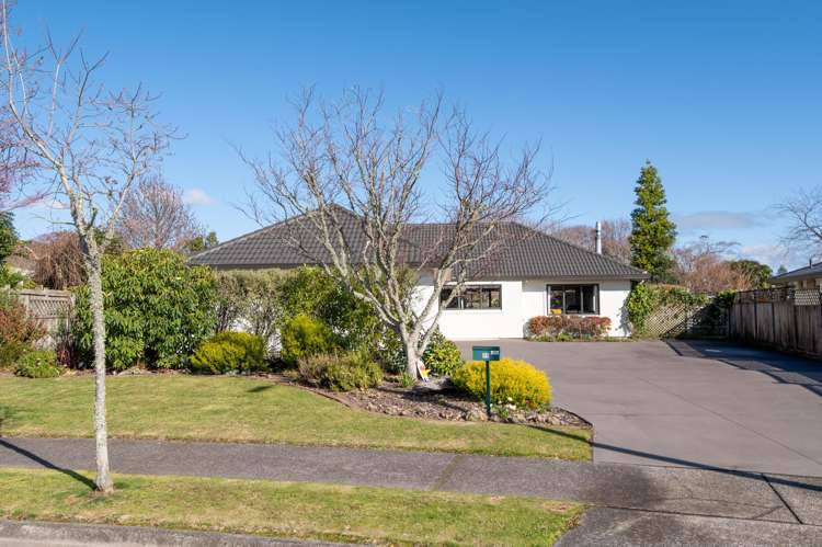 11 Kahurangi Drive Lynmore_21