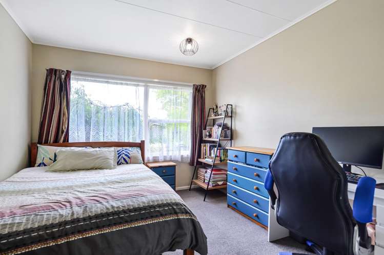 9 Lorraine Place Glenview_13