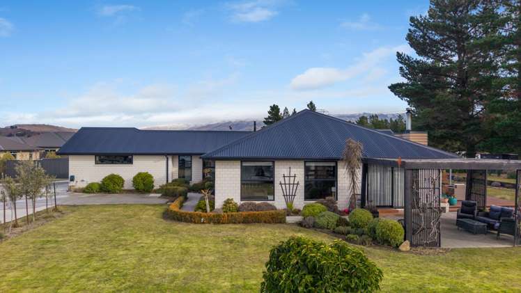 77 Larch Crescent Alexandra_5