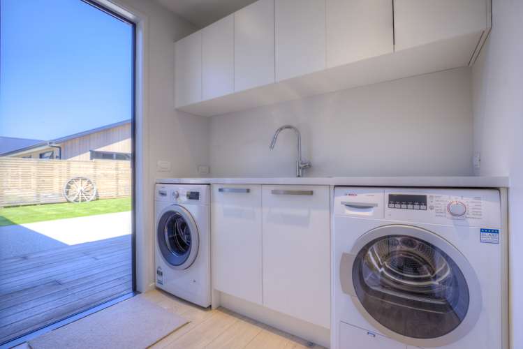 51 Kelliher Drive Wanaka_17