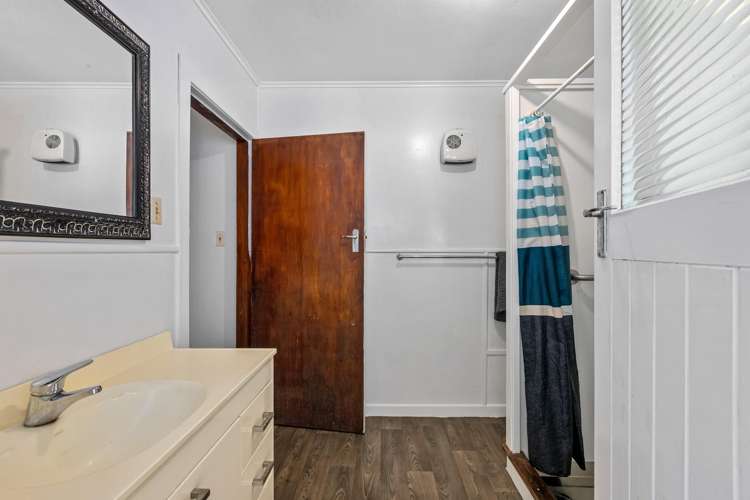 433 Pah Hill Road Wharehine_19