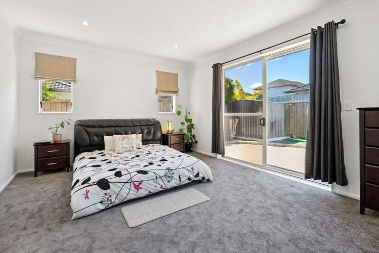 74 Baverstock Road 10673_9
